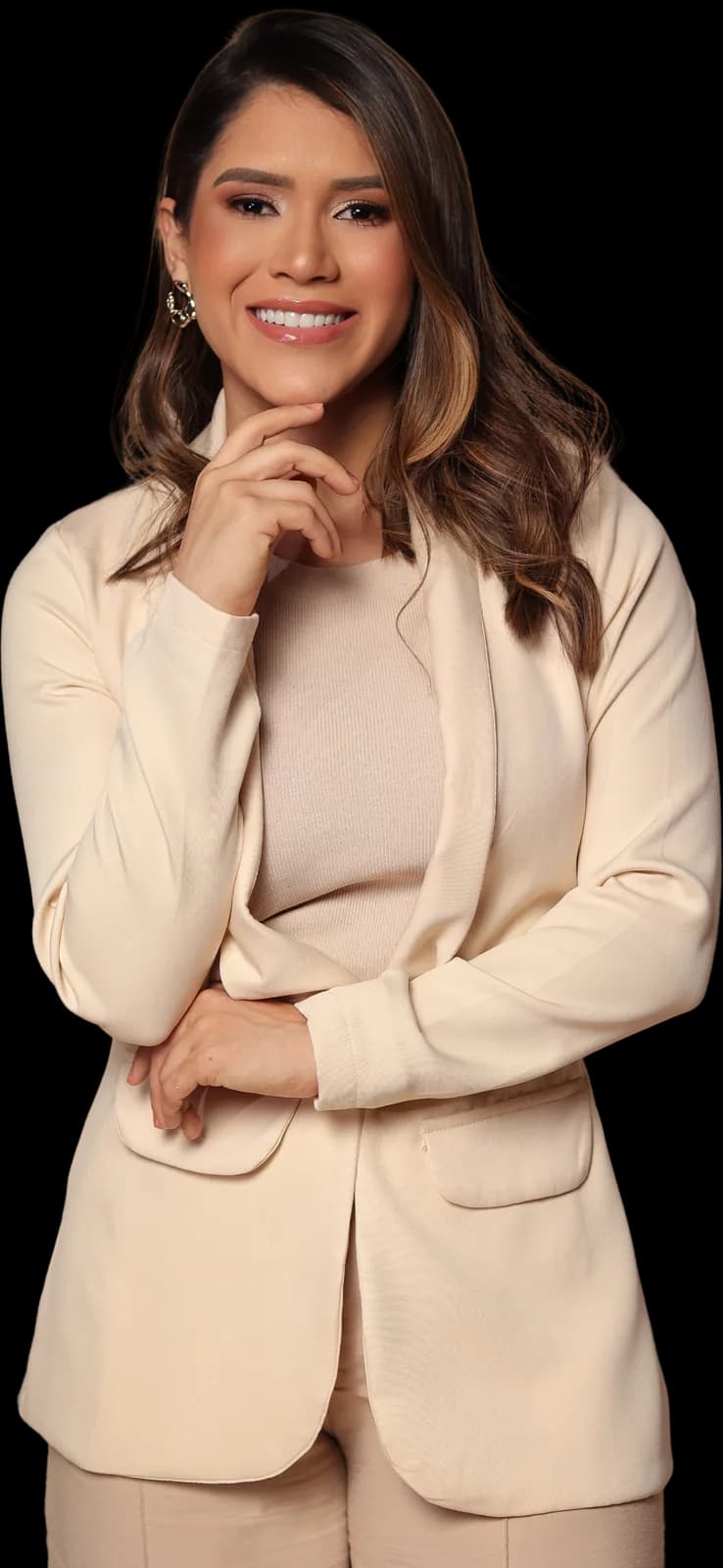 Dra. Amanda Braga, especialista em cirurgia e estética facial